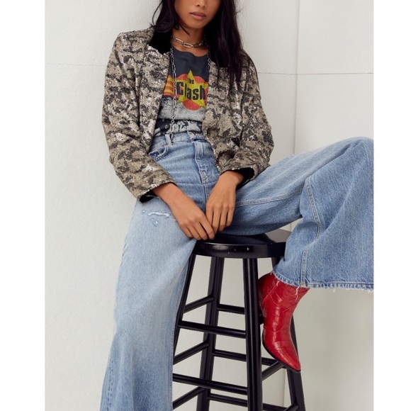 NWOT FREE PEOPLE Ari tiger striped sequin jacket - Picture 4 of 11